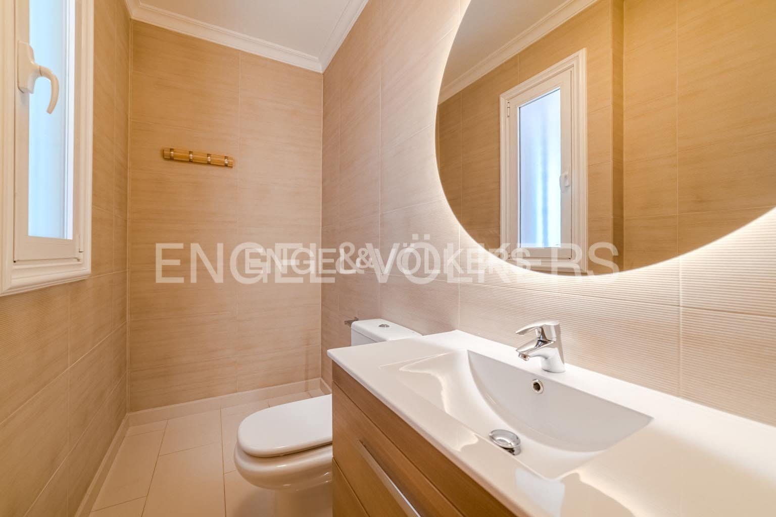 5 bedroom Villa for sale in Costa Adeje with pool garage - € 3,300,000 (Ref: 9162808)