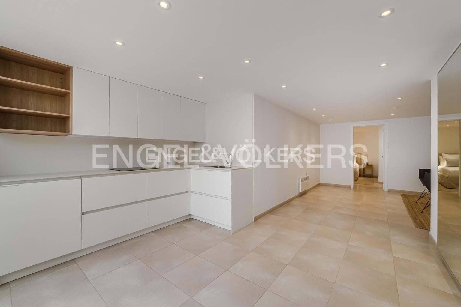 5 bedroom Villa for sale in Costa Adeje with pool garage - € 3,300,000 (Ref: 9162808)