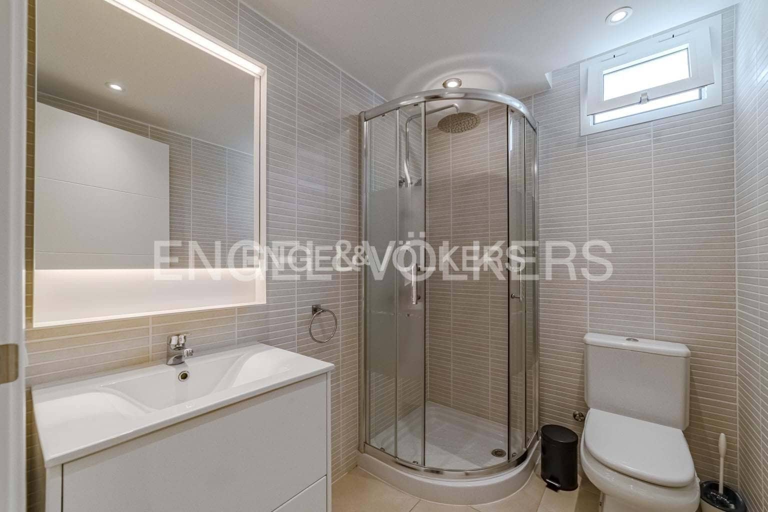 5 bedroom Villa for sale in Costa Adeje with pool garage - € 3,300,000 (Ref: 9162808)