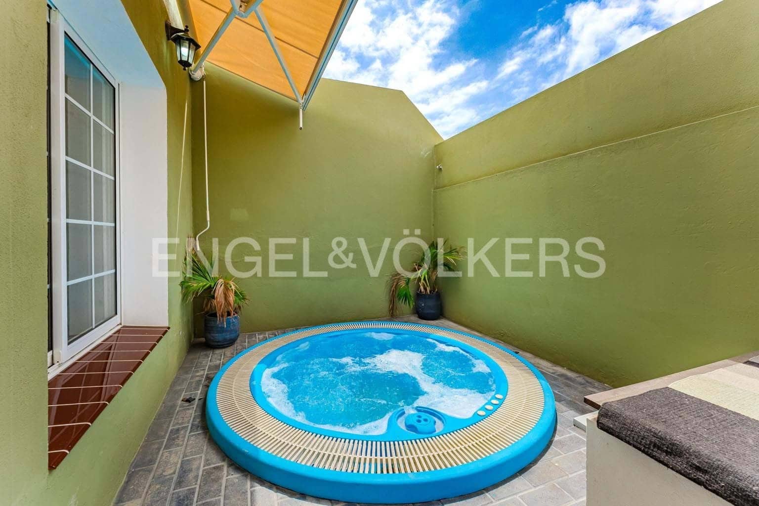 3 soveværelse Villa til salg i El Medano med garage - € 520.000 (Ref: 9162810)