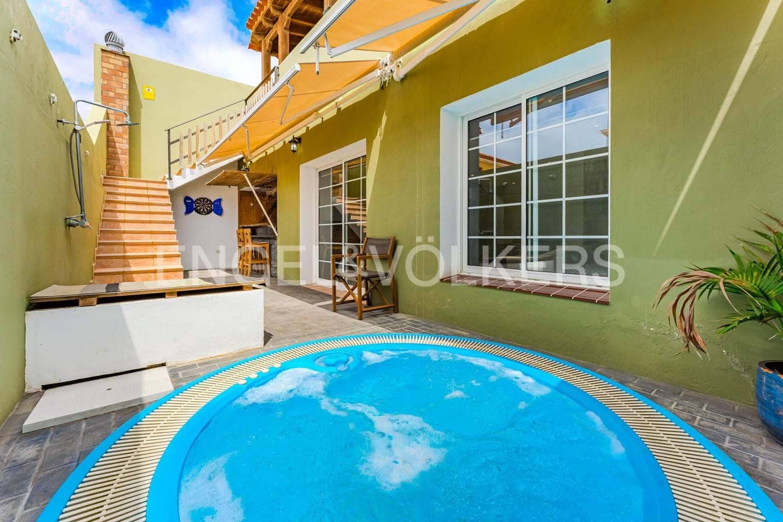 3 soveværelse Villa til salg i El Medano med garage - € 520.000 (Ref: 9162810)