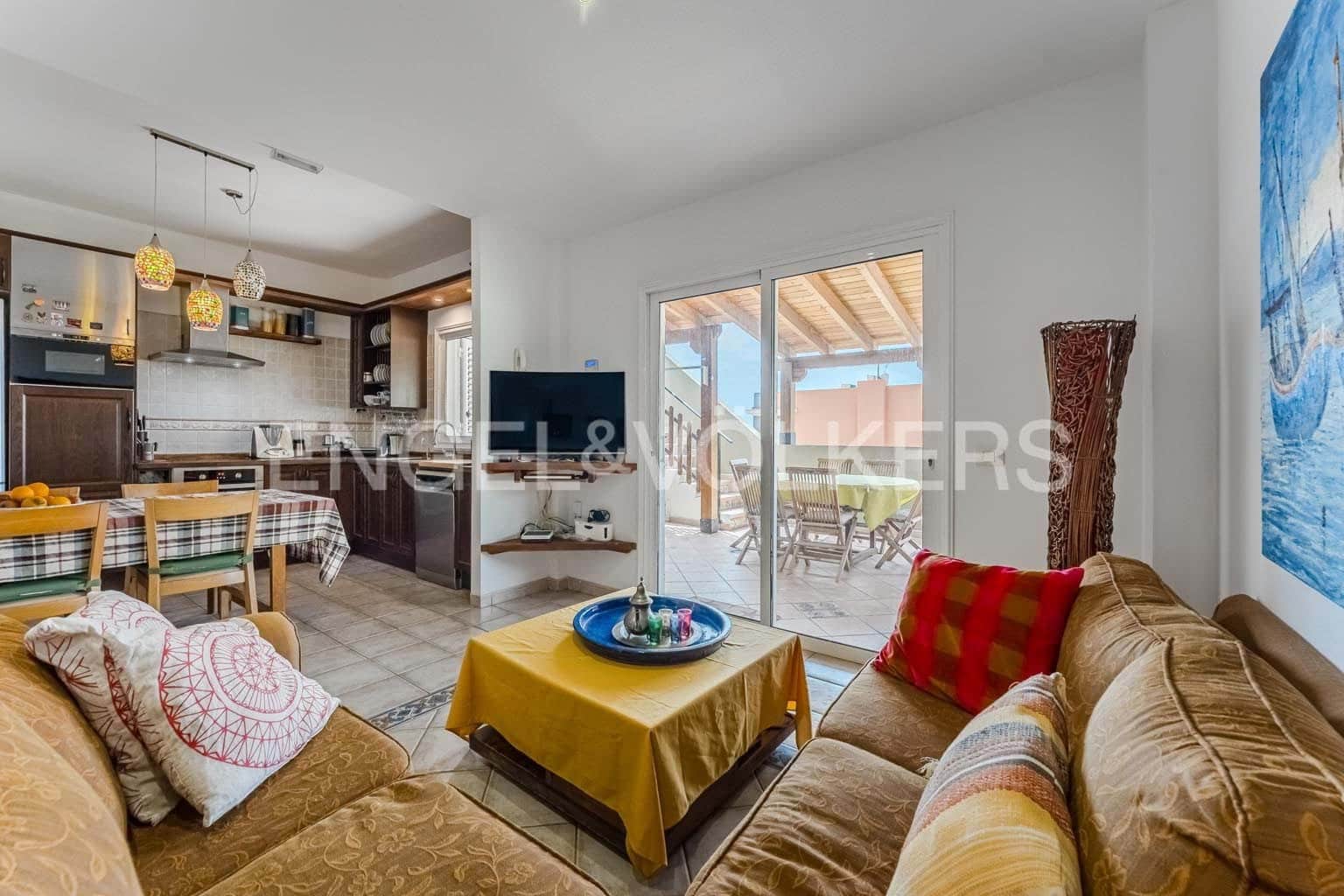 3 soveværelse Villa til salg i El Medano med garage - € 520.000 (Ref: 9162810)