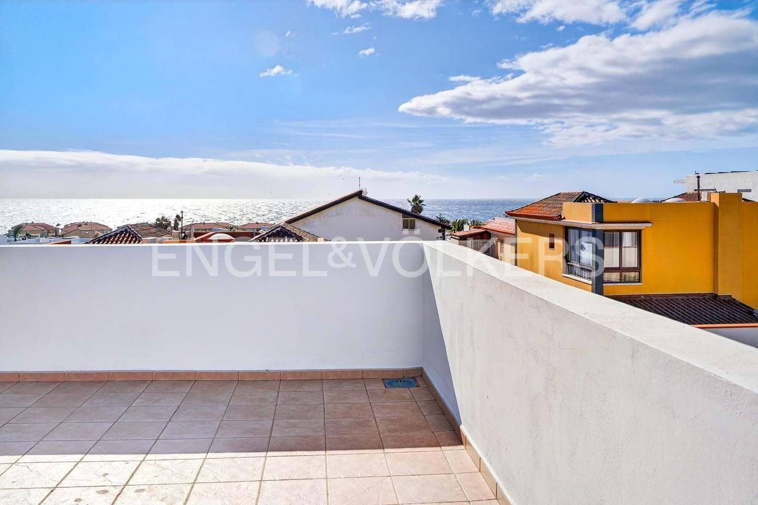 3 soverom Villa til salgs i El Medano med garasje - € 520 000 (Ref: 9162810)