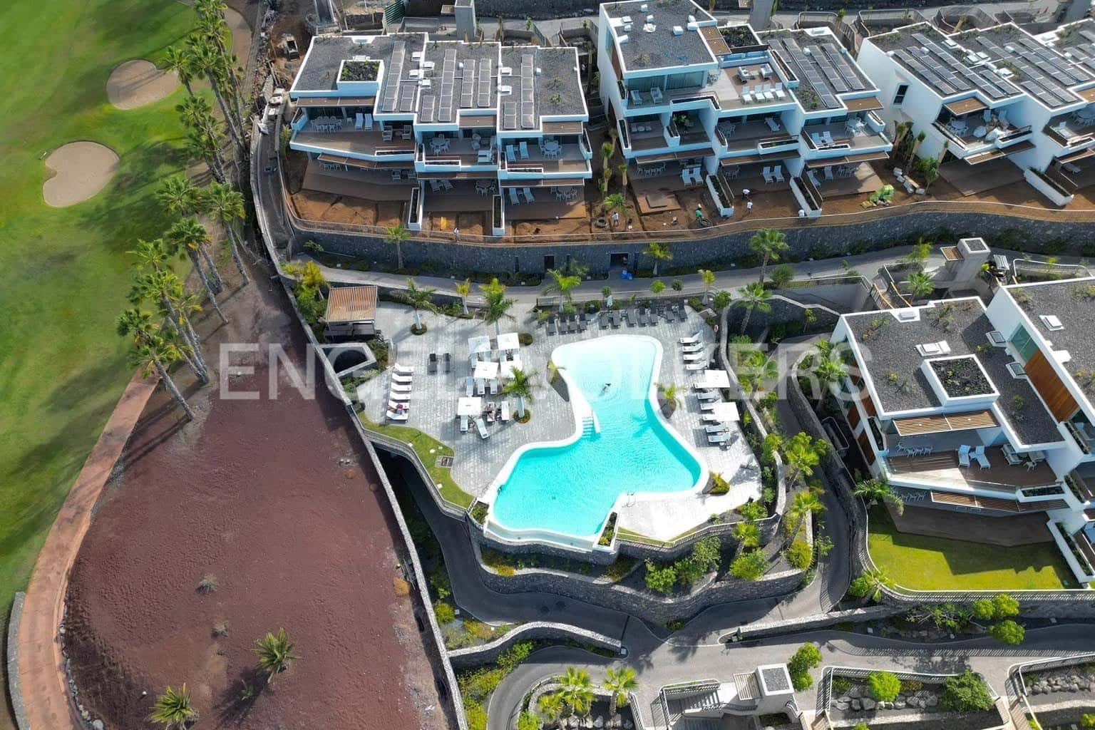 2 soverom Leilighet til salgs i Guia de Isora med svømmebasseng - € 1 175 000 (Ref: 9175691)