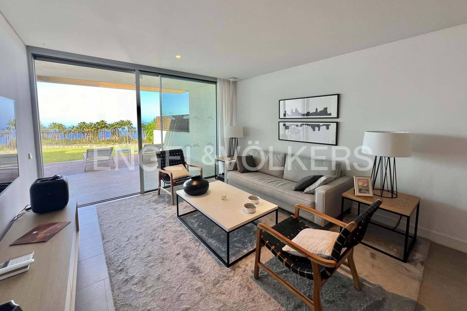 2 soverom Leilighet til salgs i Guia de Isora med svømmebasseng - € 1 175 000 (Ref: 9175691)