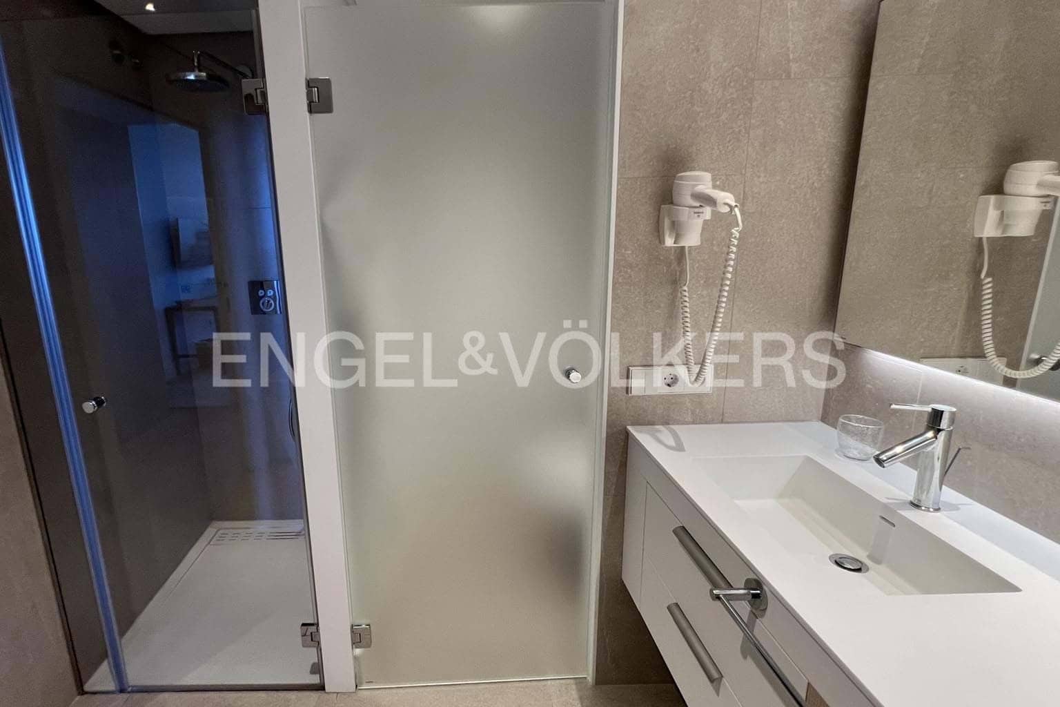 2 soverom Leilighet til salgs i Guia de Isora med svømmebasseng - € 1 175 000 (Ref: 9175691)