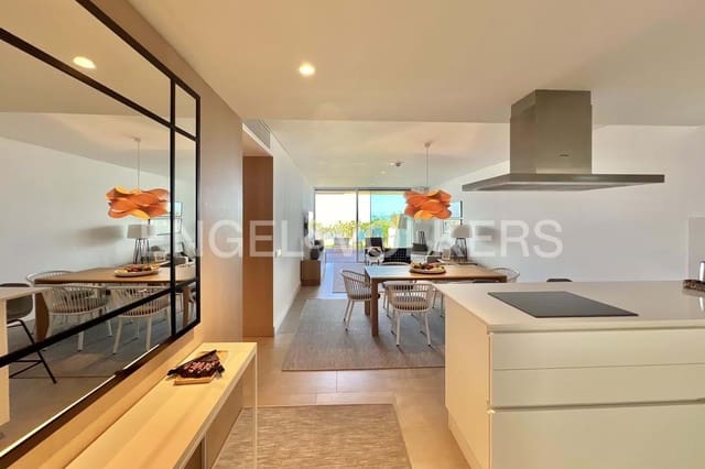 2 bedroom Apartment for sale in Guía de Isora with pool - € 1,175,000 (Ref: 9175691)