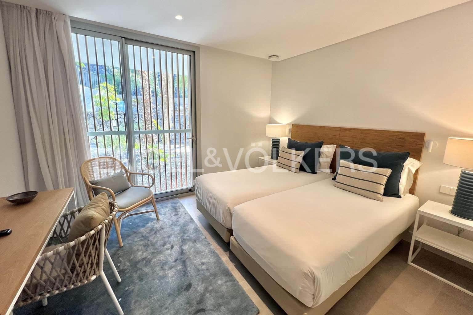 2 soverom Leilighet til salgs i Guia de Isora med svømmebasseng - € 1 175 000 (Ref: 9175691)