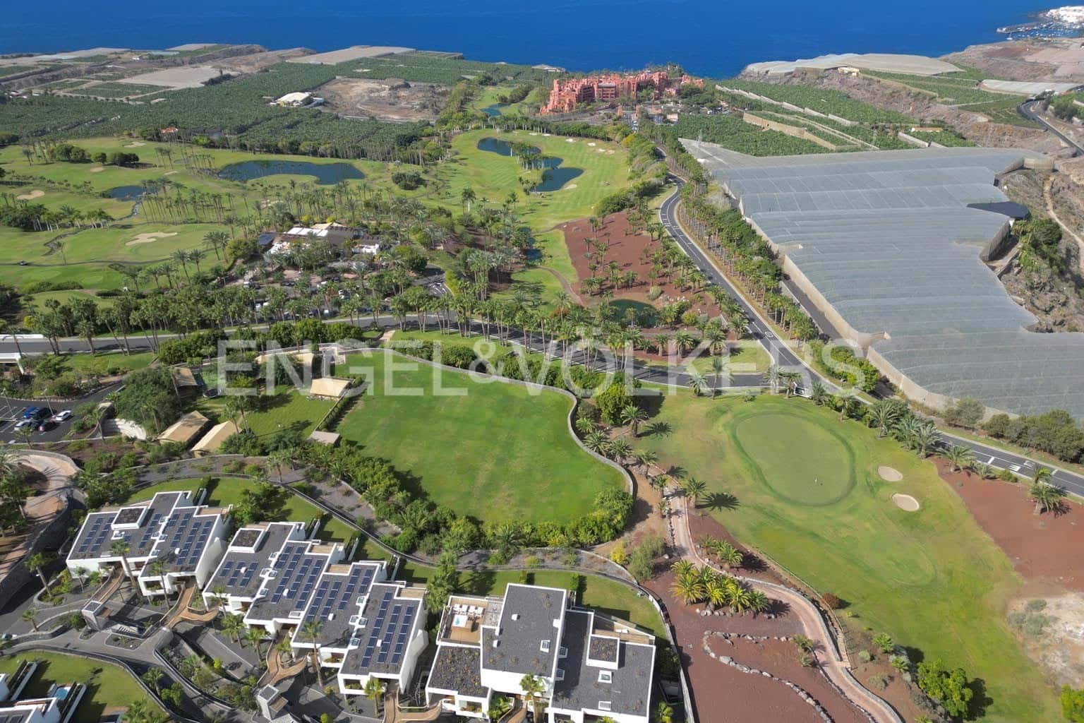 2 soverom Leilighet til salgs i Guia de Isora med svømmebasseng - € 1 175 000 (Ref: 9175691)