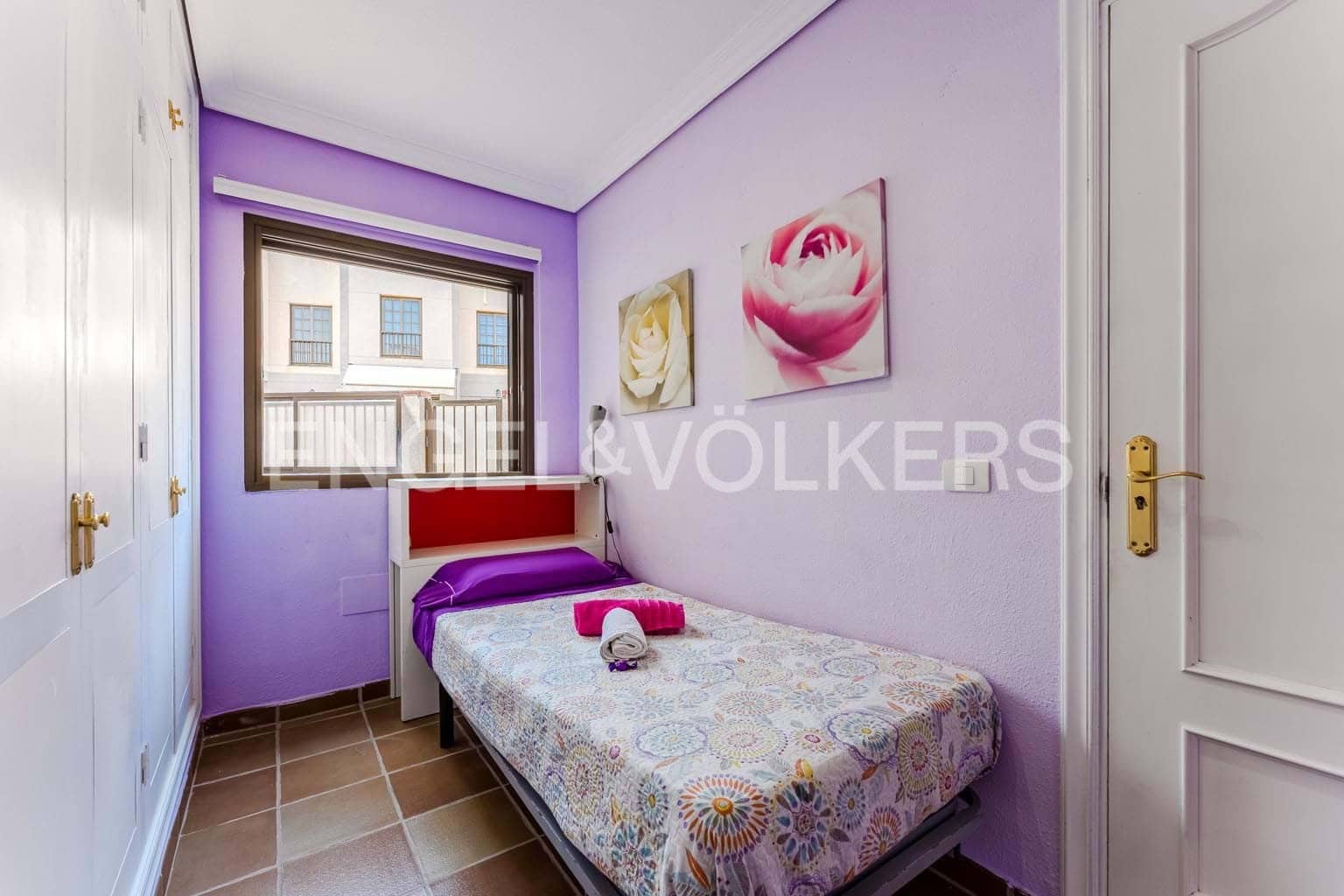 4 soveværelse Villa til salg i El Medano med swimmingpool garage - € 750.000 (Ref: 9191613)