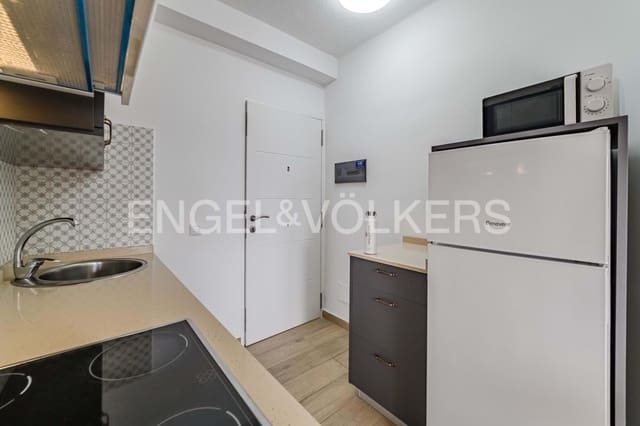 Apartament na sprzedaż w Playa Paraiso, Adeje - 215 000 € (Ref: 9201709)