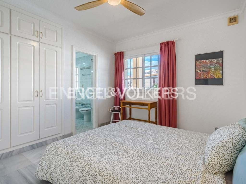 3 bedroom Apartment for sale in Santiago del Teide with pool garage - € 980,000 (Ref: 9201710)