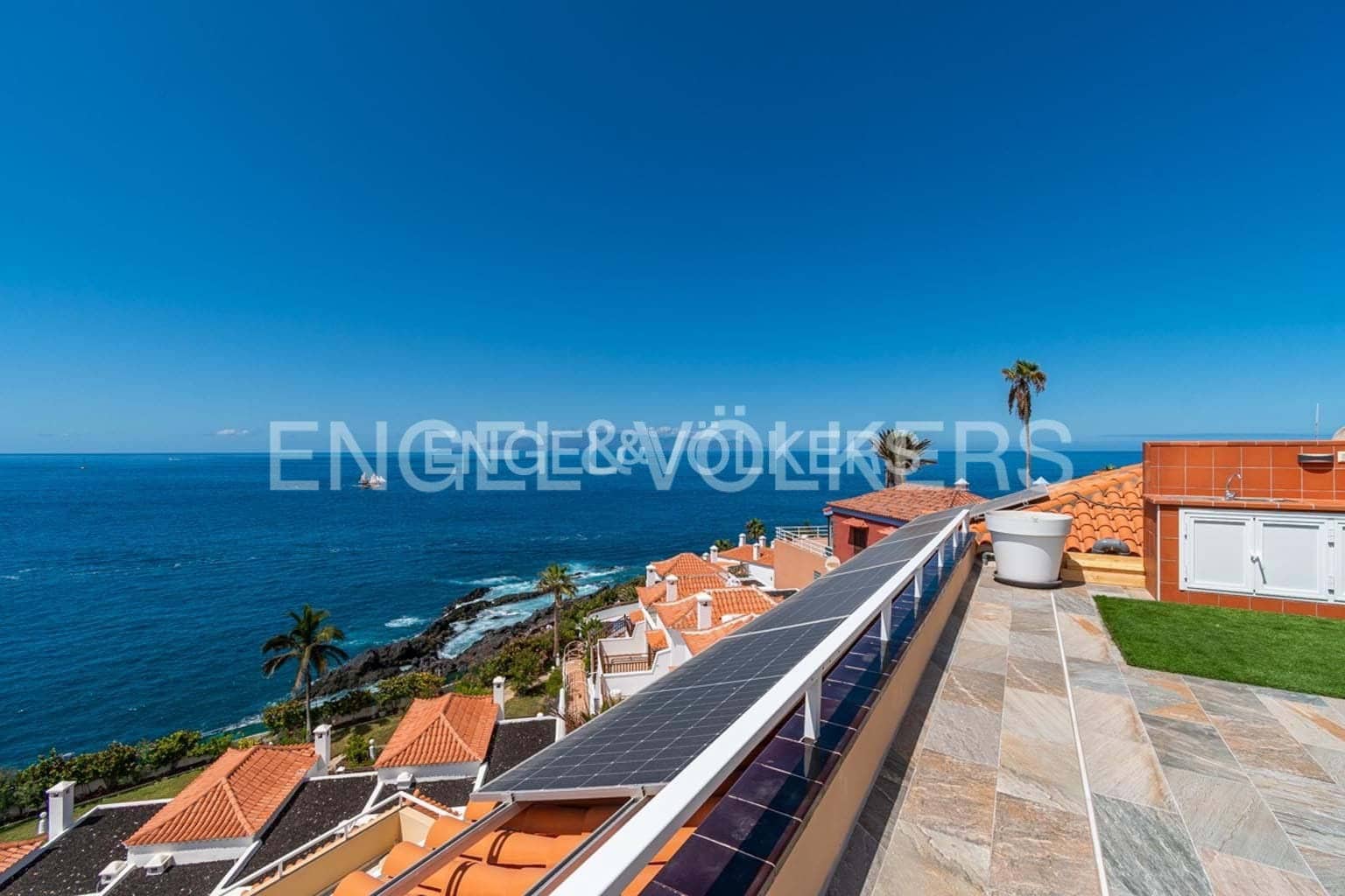 3 bedroom Apartment for sale in Santiago del Teide with pool garage - € 980,000 (Ref: 9201710)