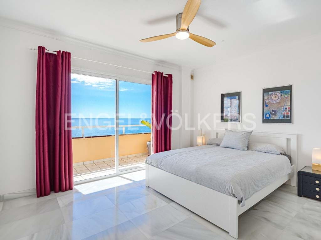 3 Zimmer Apartment zu verkaufen in Santiago del Teide mit Pool Garage - 890.000 € (Ref: 9201710)