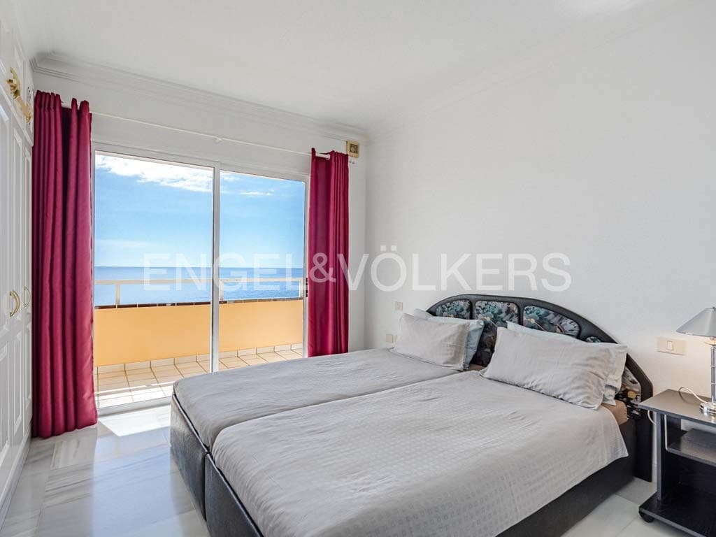 3 Zimmer Apartment zu verkaufen in Santiago del Teide mit Pool Garage - 890.000 € (Ref: 9201710)