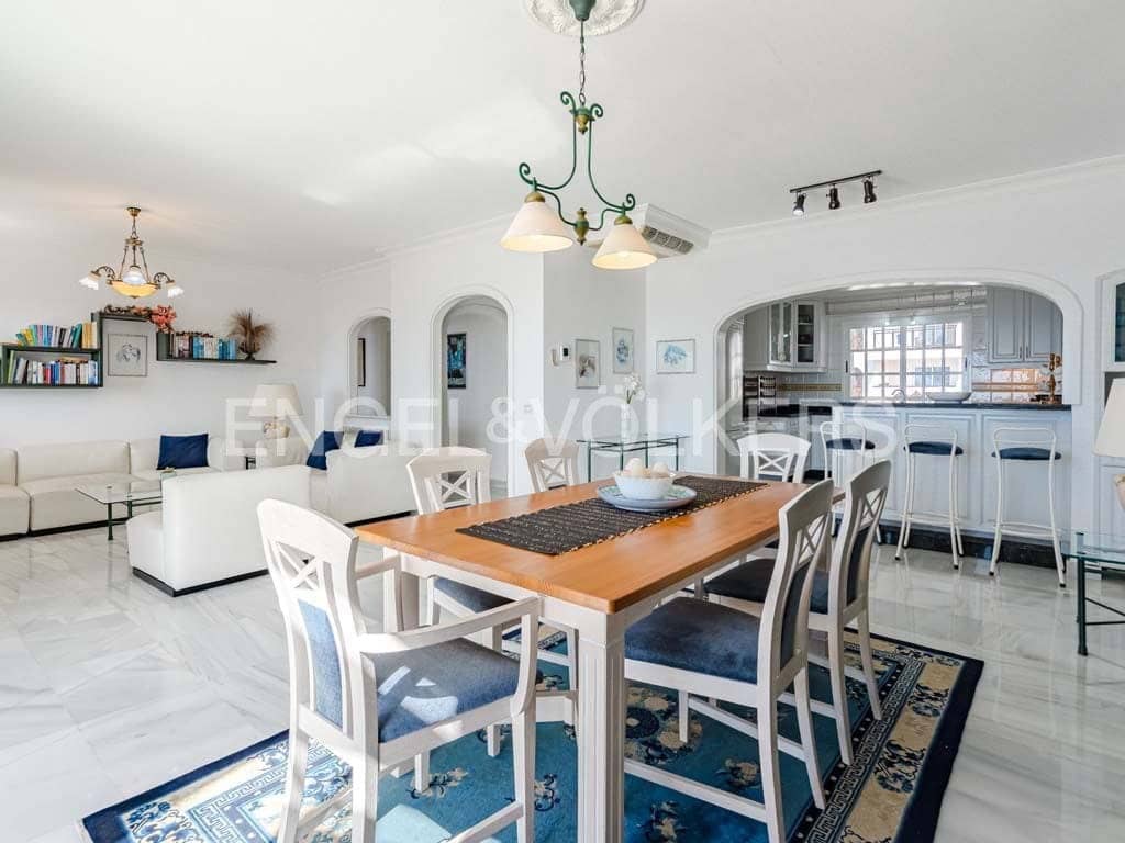 3 Zimmer Apartment zu verkaufen in Santiago del Teide mit Pool Garage - 890.000 € (Ref: 9201710)