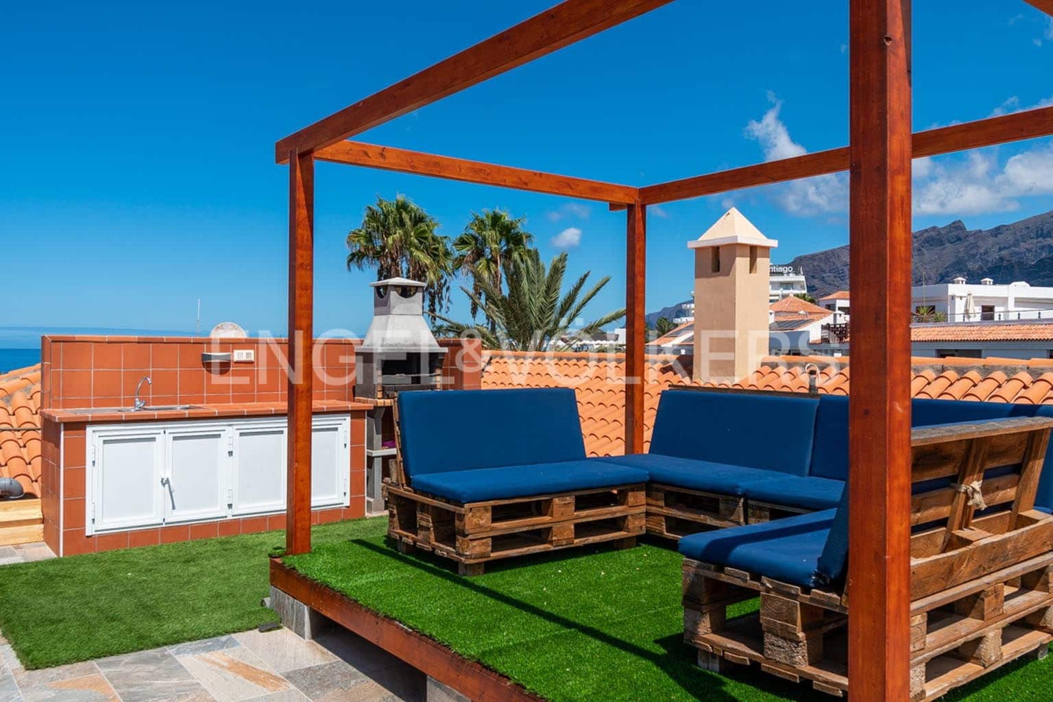 3 Zimmer Apartment zu verkaufen in Santiago del Teide mit Pool Garage - 890.000 € (Ref: 9201710)