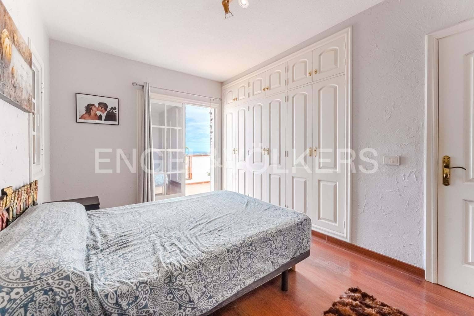 3 soverom Leilighet til salgs i Costa Adeje med svømmebasseng garasje - € 750 000 (Ref: 9201711)