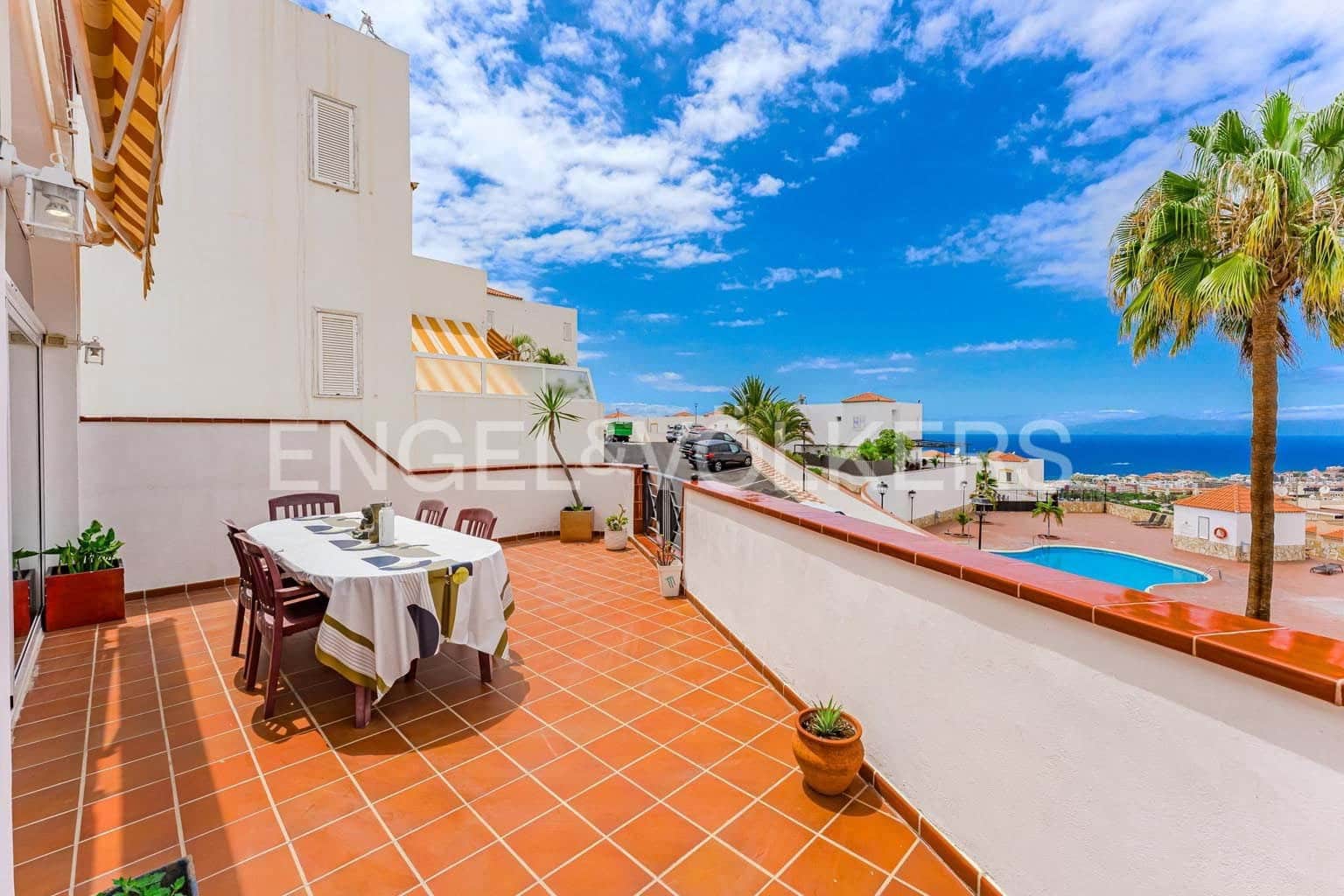 3 soverom Leilighet til salgs i Costa Adeje med svømmebasseng garasje - € 750 000 (Ref: 9201711)