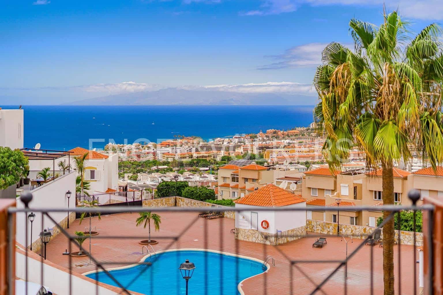 3 soverom Leilighet til salgs i Costa Adeje med svømmebasseng garasje - € 750 000 (Ref: 9201711)