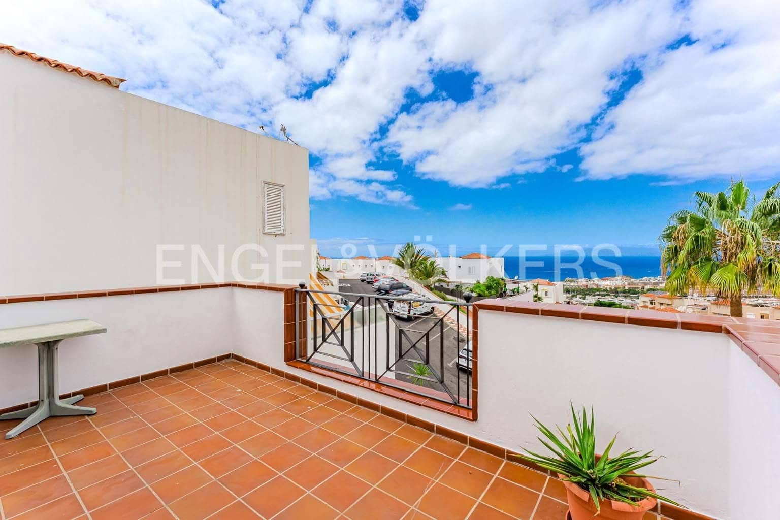 3 soverom Leilighet til salgs i Costa Adeje med svømmebasseng garasje - € 750 000 (Ref: 9201711)