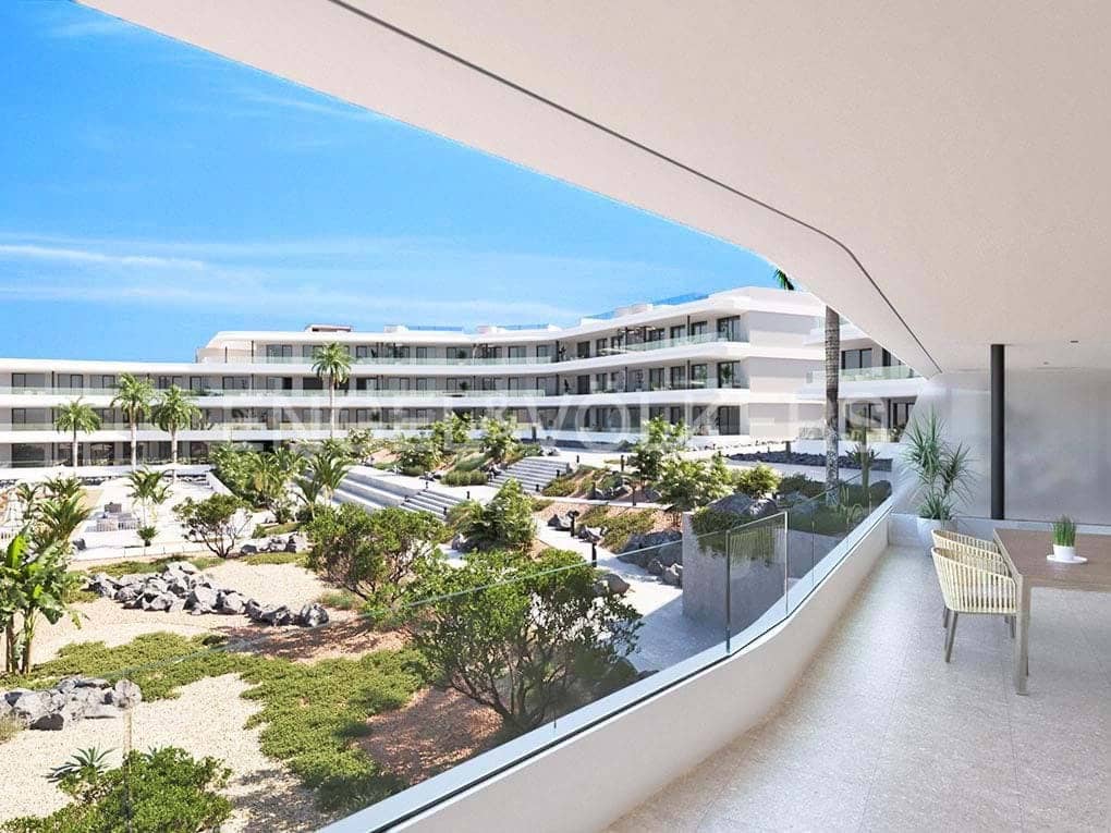 2 soveværelse Lejlighed til salg i El Madronal med swimmingpool - € 589.000 (Ref: 9202890)