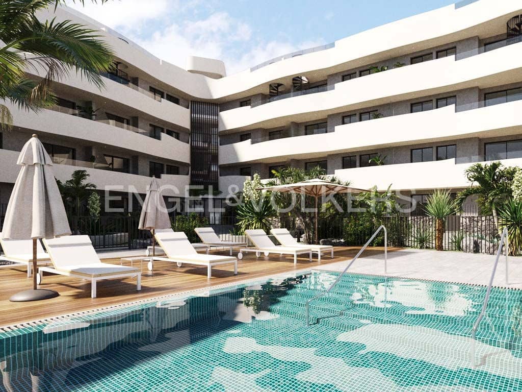 2 soveværelse Lejlighed til salg i El Medano med swimmingpool - € 345.000 (Ref: 9210353)