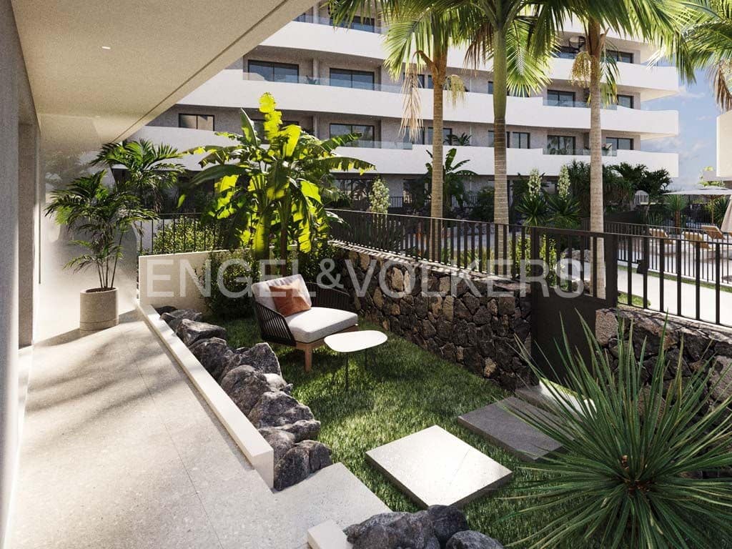 2 soveværelse Lejlighed til salg i El Medano med swimmingpool - € 345.000 (Ref: 9210353)