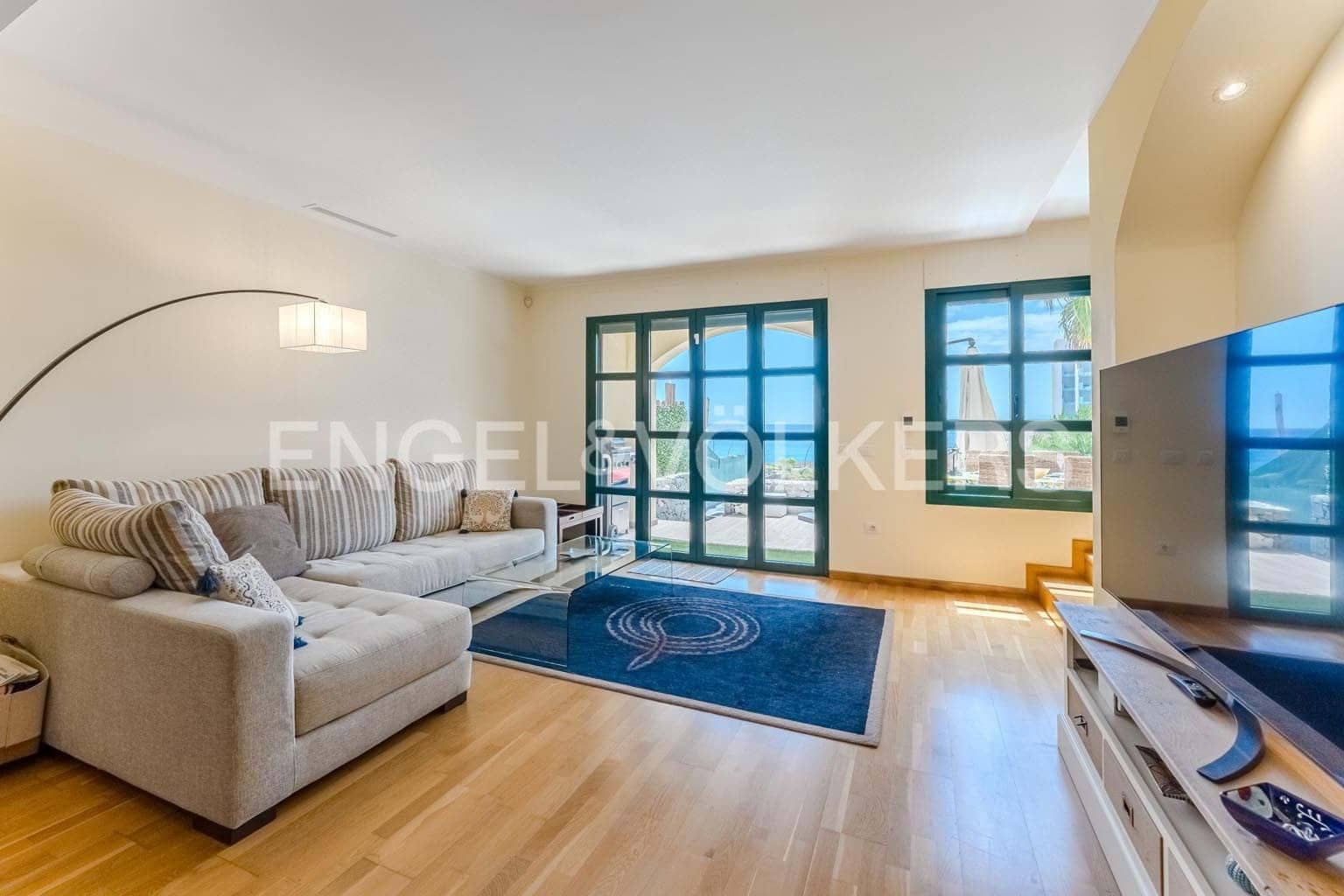 3 soveværelse Villa til salg i San Miguel de Abona med swimmingpool garage - € 545.000 (Ref: 9210354)