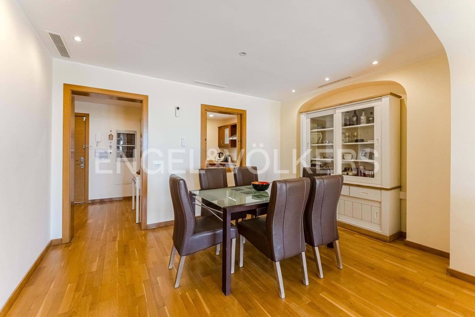 3 soveværelse Villa til salg i San Miguel de Abona med swimmingpool garage - € 545.000 (Ref: 9210354)