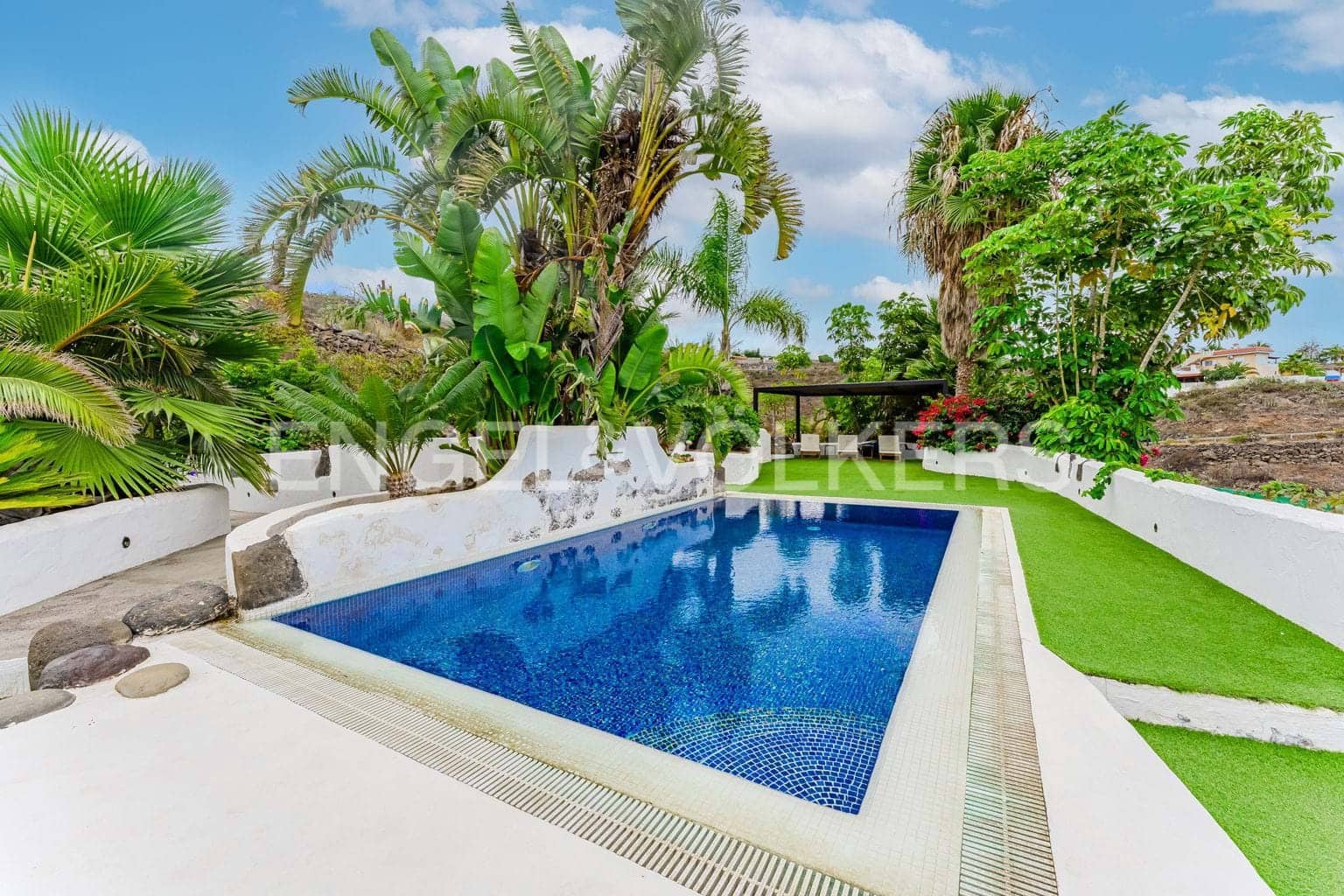 5 soveværelse Villa til salg i Tejina de Guia de Isora med swimmingpool garage - € 1.175.000 (Ref: 9210356)