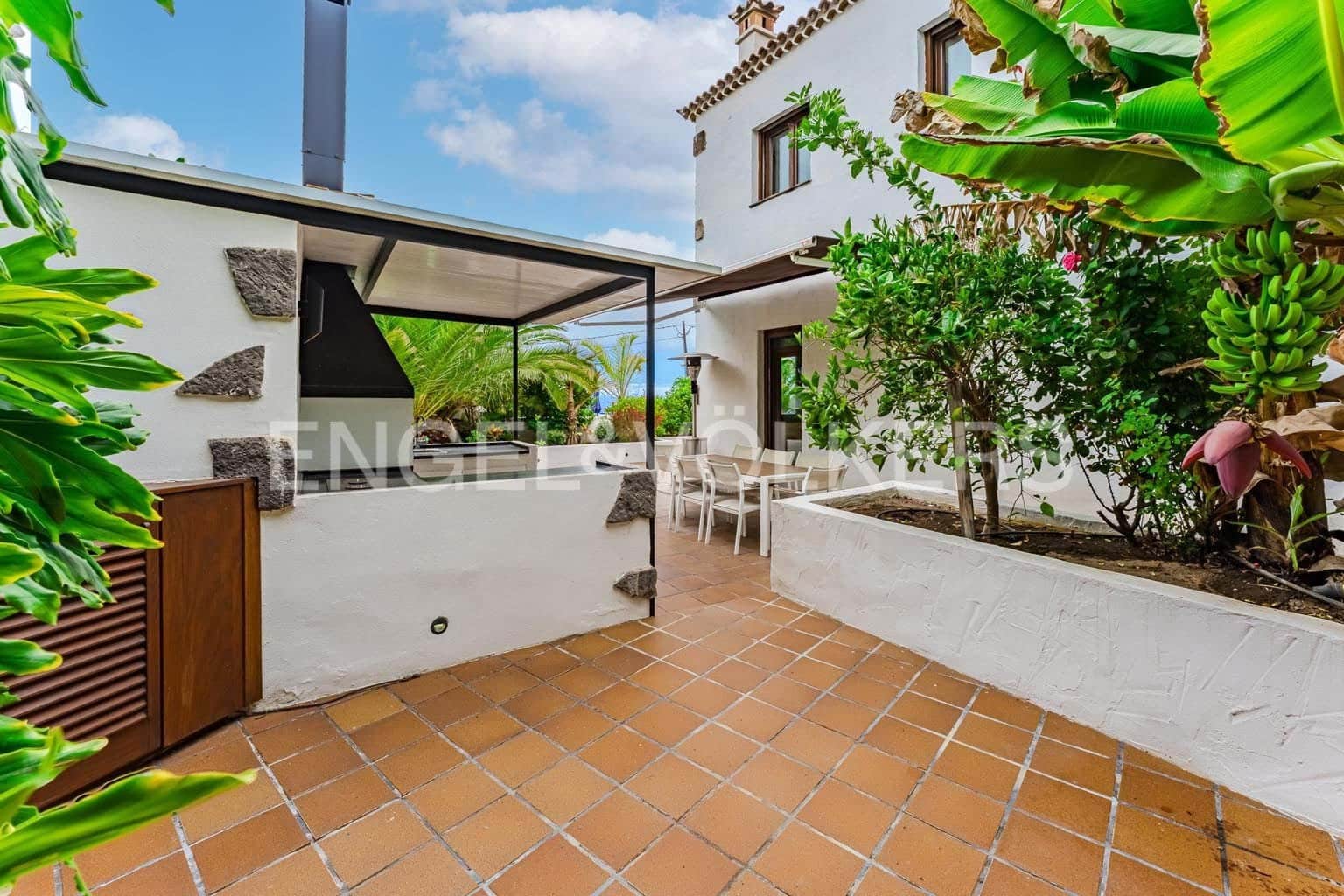 5 soveværelse Villa til salg i Tejina de Guia de Isora med swimmingpool garage - € 1.175.000 (Ref: 9210356)