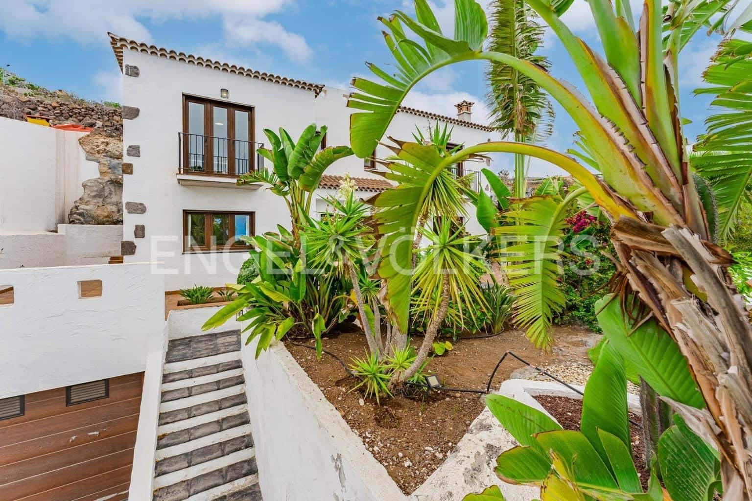 5 soveværelse Villa til salg i Tejina de Guia de Isora med swimmingpool garage - € 1.175.000 (Ref: 9210356)