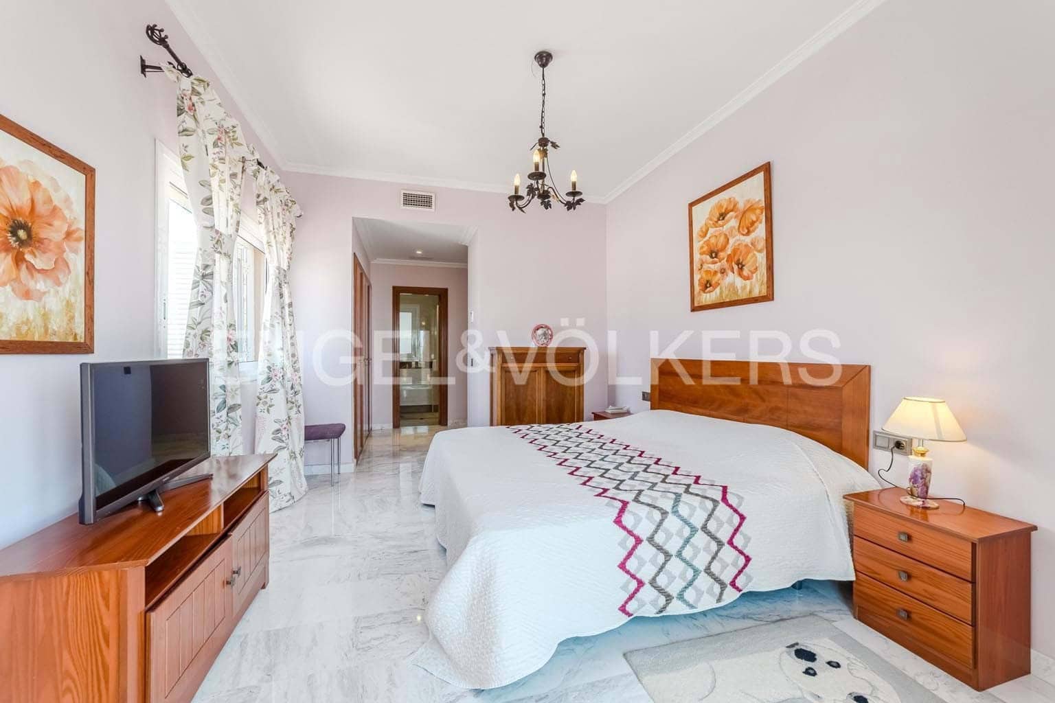 4 soveværelse Villa til salg i Santiago del Teide med swimmingpool garage - € 890.000 (Ref: 9241170)