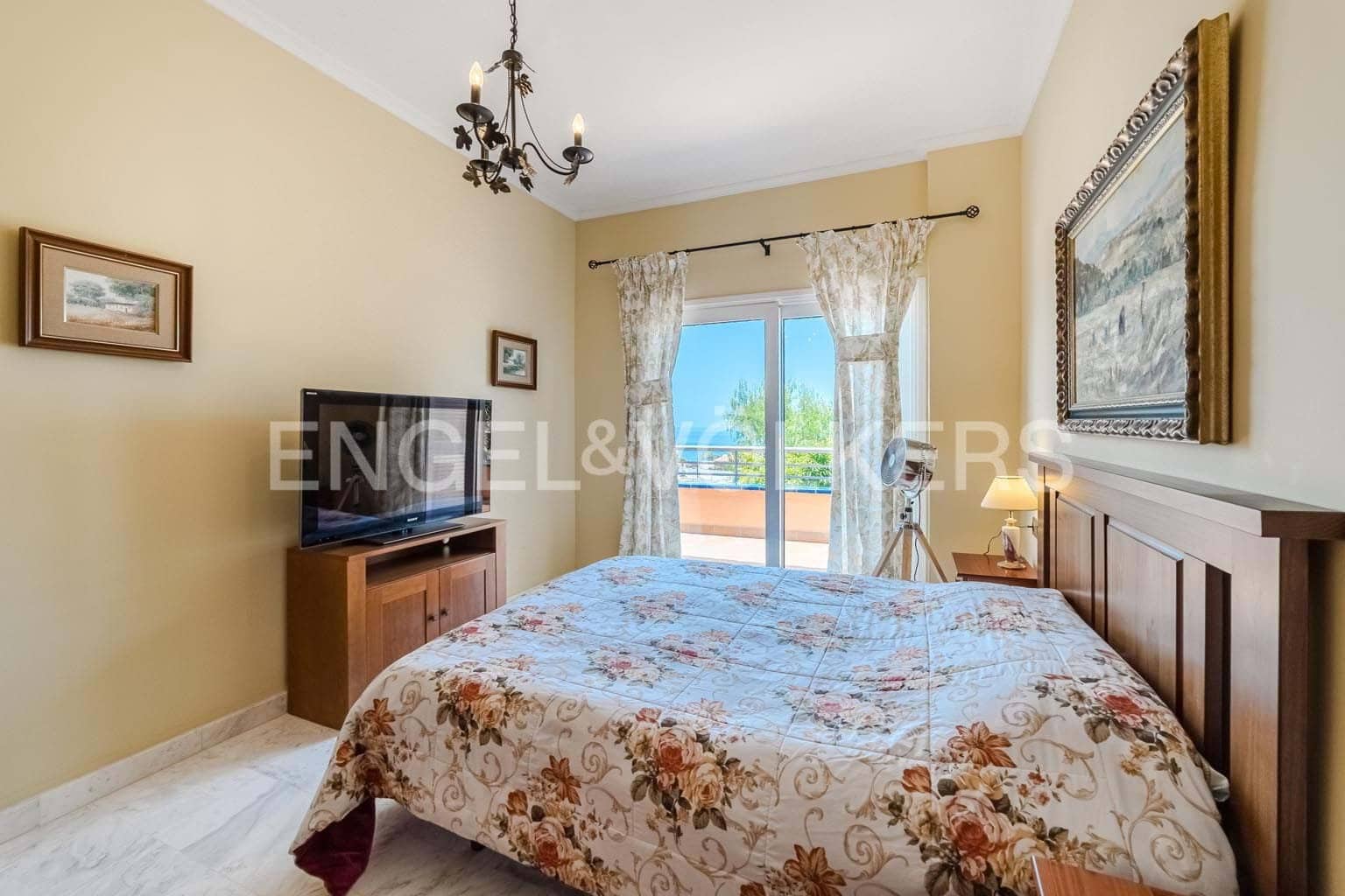 4 soveværelse Villa til salg i Santiago del Teide med swimmingpool garage - € 890.000 (Ref: 9241170)