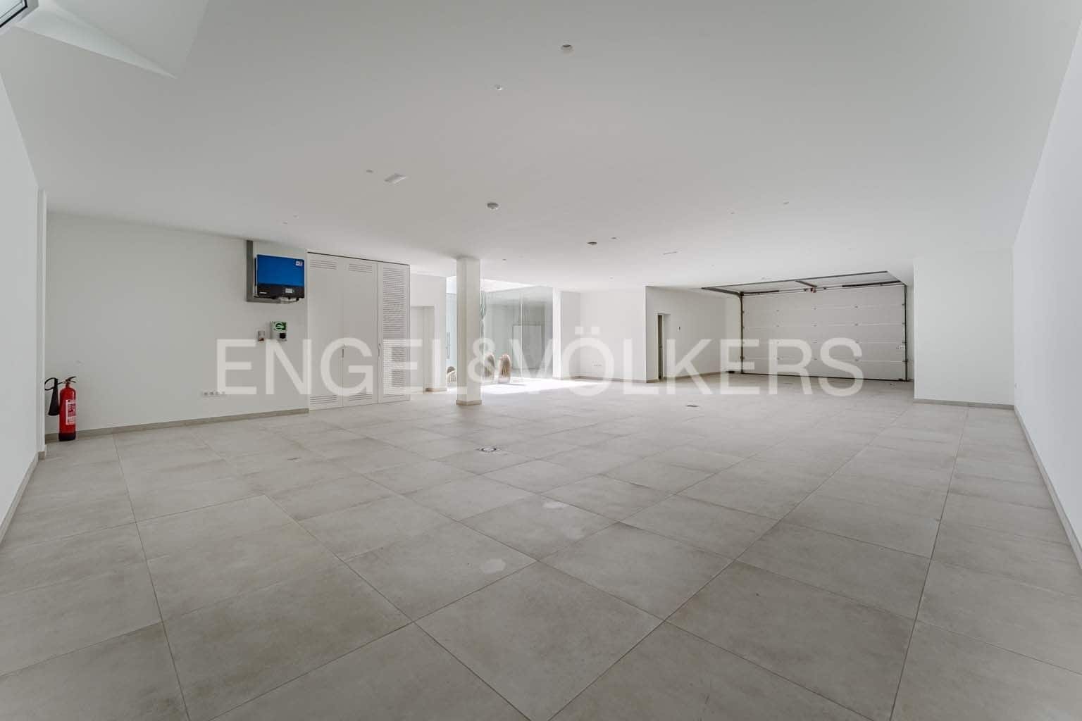 5 soveværelse Villa til salg i Costa Adeje med swimmingpool garage - € 5.990.000 (Ref: 9249221)