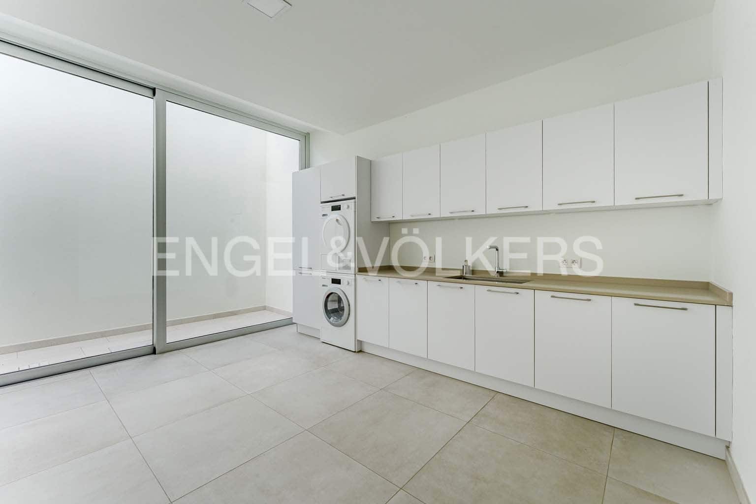 5 soveværelse Villa til salg i Costa Adeje med swimmingpool garage - € 5.990.000 (Ref: 9249221)