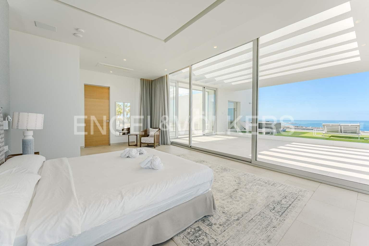 5 soveværelse Villa til salg i Costa Adeje med swimmingpool garage - € 5.990.000 (Ref: 9249221)