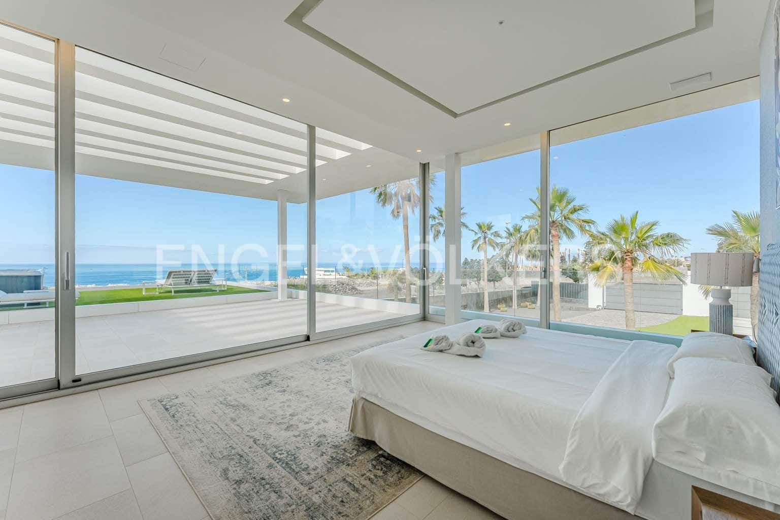 5 soveværelse Villa til salg i Costa Adeje med swimmingpool garage - € 5.990.000 (Ref: 9249221)