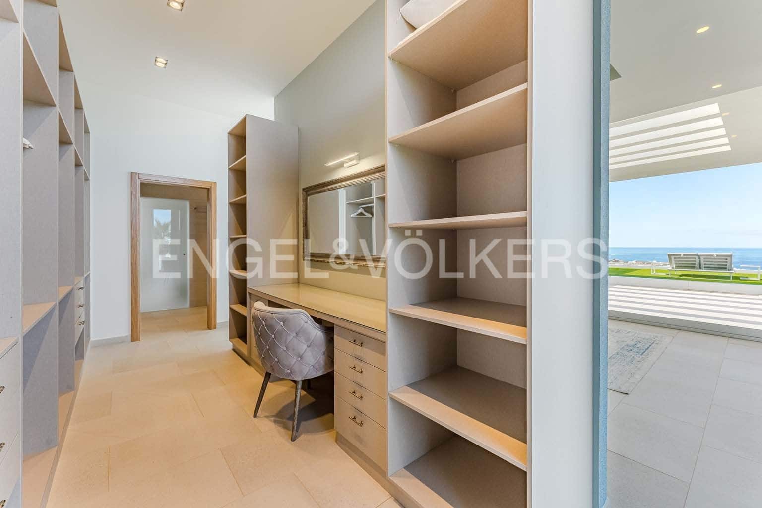 5 soveværelse Villa til salg i Costa Adeje med swimmingpool garage - € 5.990.000 (Ref: 9249221)