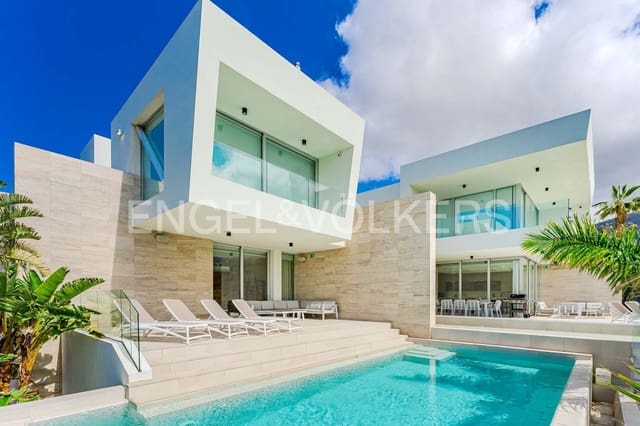 5 Zimmer Villa zu verkaufen in Costa Adeje, Adeje mit Pool Garage - 5.990.000 € (Ref: 9249221)