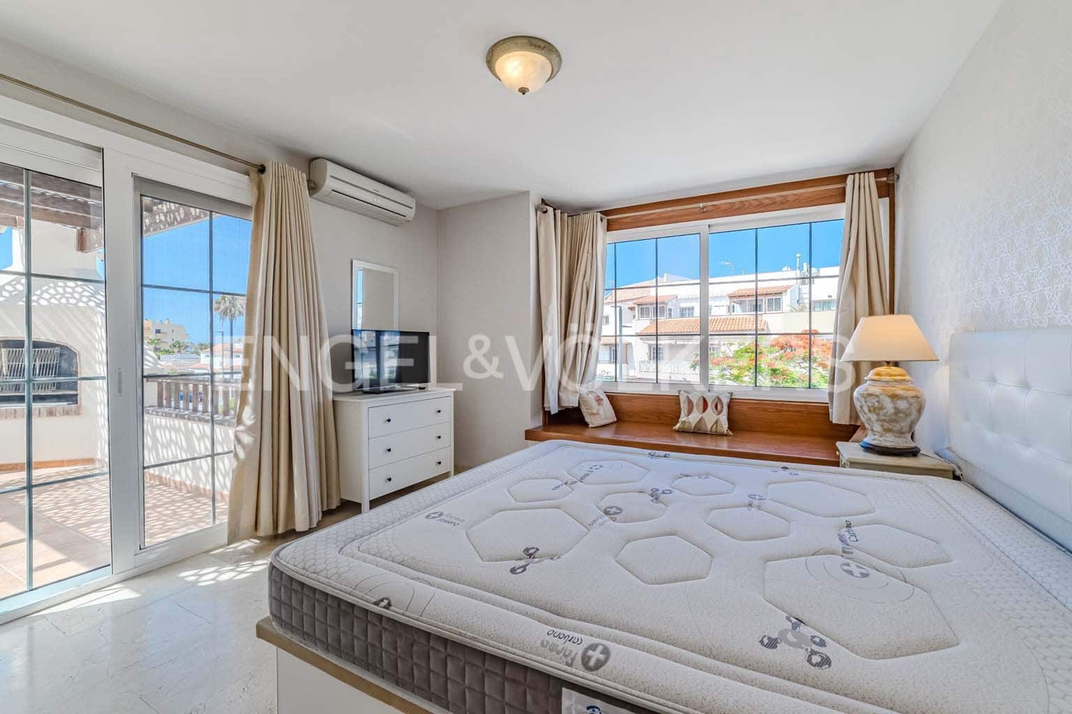 5 soveværelse Villa til salg i La Caleta med swimmingpool garage - € 2.200.000 (Ref: 9249222)