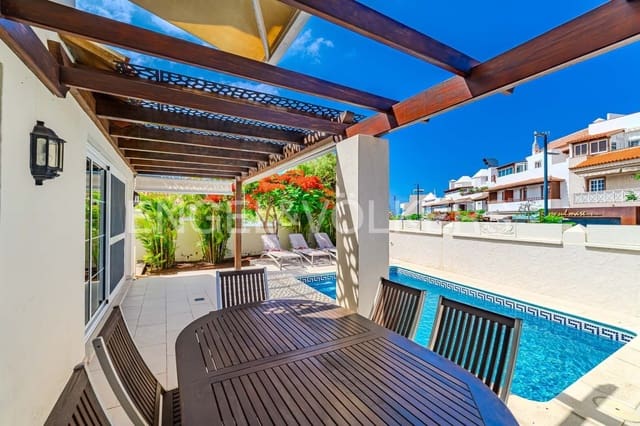 5 sovrum Villa till salu i La Caleta, Valverde med pool garage - 2 200 000 € (Ref: 9249222)