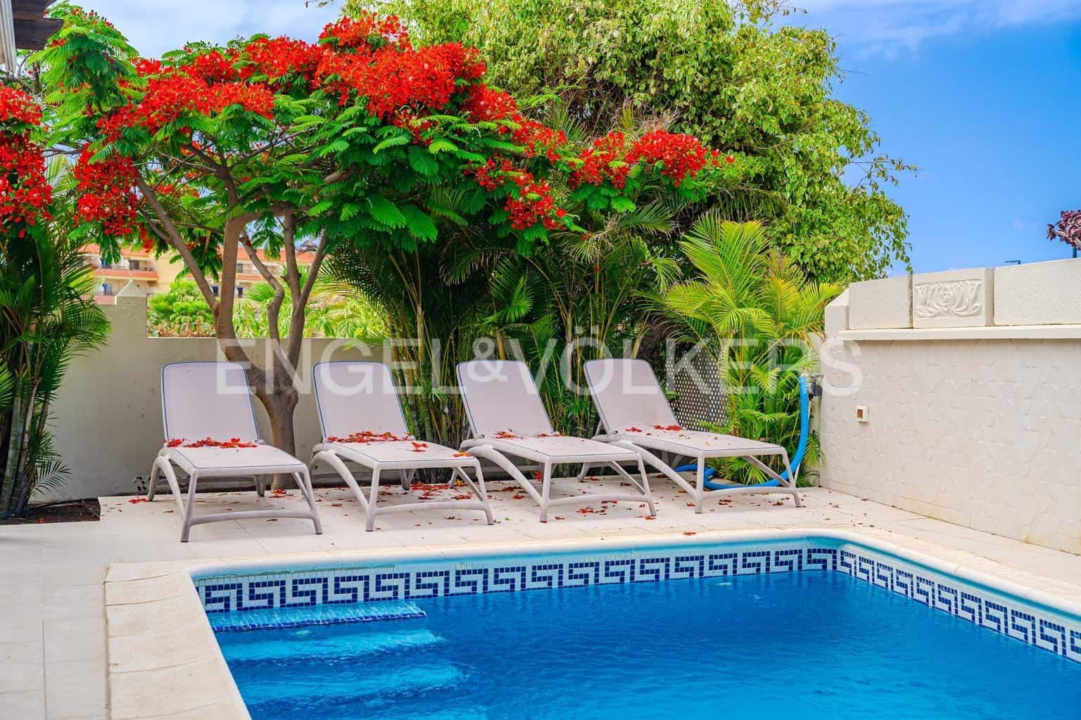 5 soveværelse Villa til salg i La Caleta med swimmingpool garage - € 2.200.000 (Ref: 9249222)