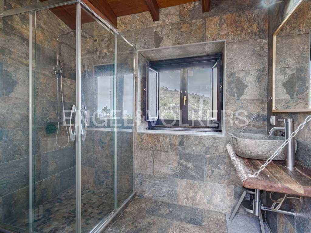 3 makuuhuone Huvila myytävänä paikassa Guia de Isora - 546 000 € (Ref: 9249223)