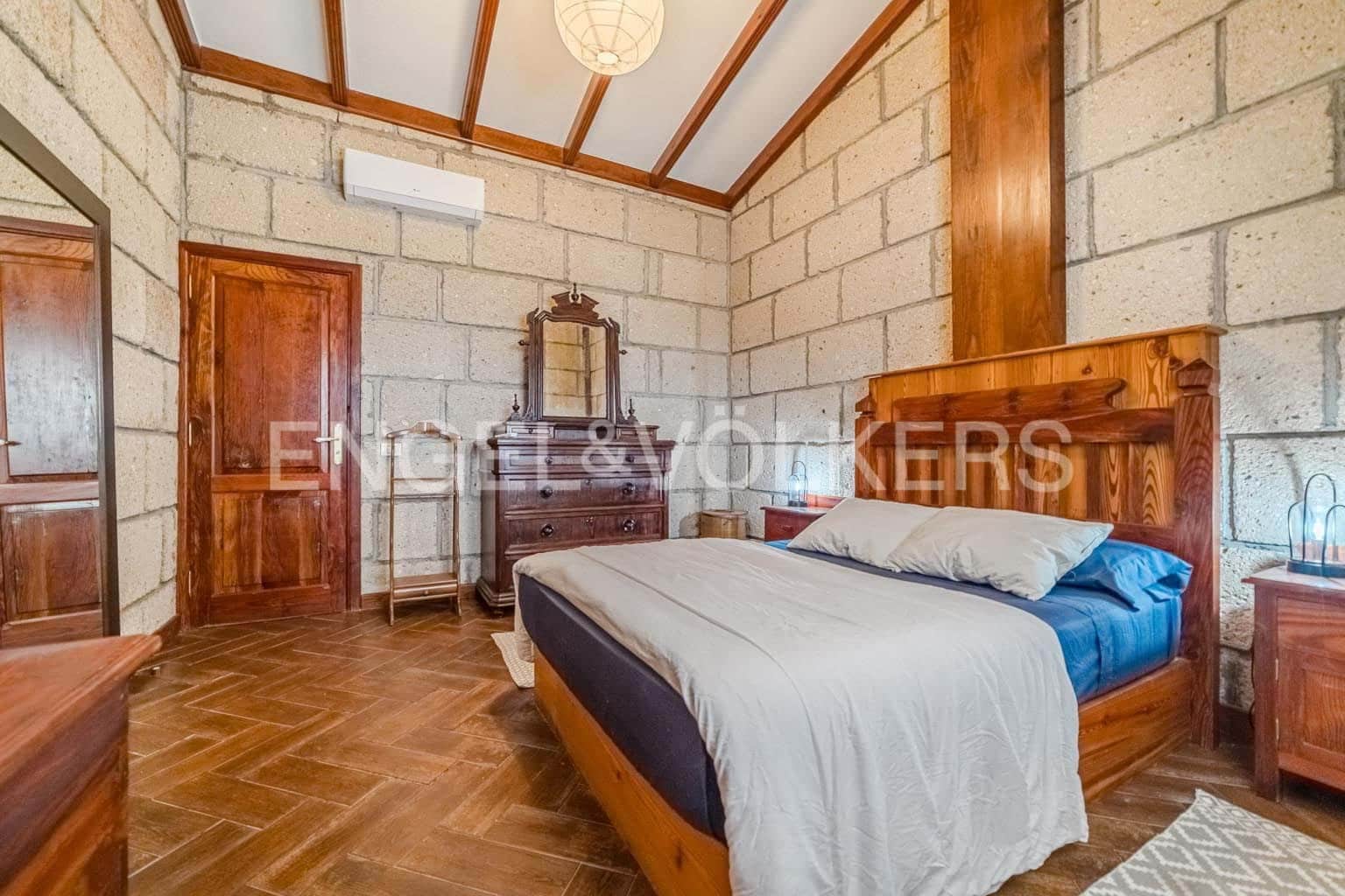 2 Zimmer Villa zu verkaufen in Granadilla de Abona mit Garage - 385.000 € (Ref: 9249224)