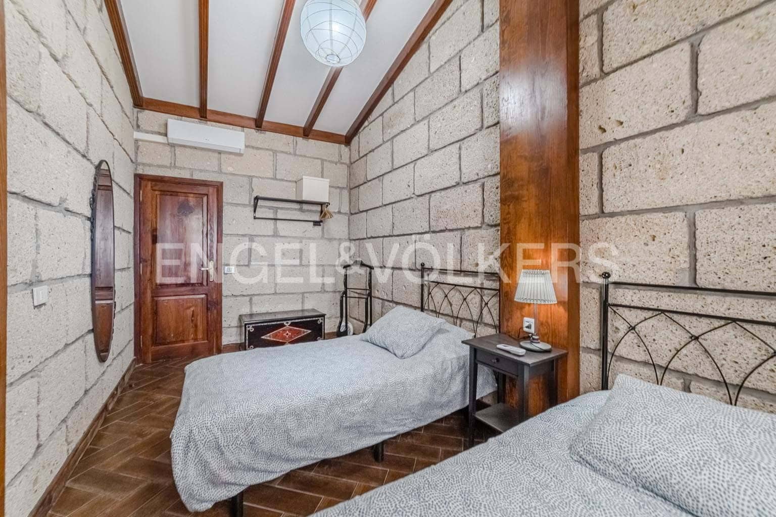 2 Zimmer Villa zu verkaufen in Granadilla de Abona mit Garage - 385.000 € (Ref: 9249224)