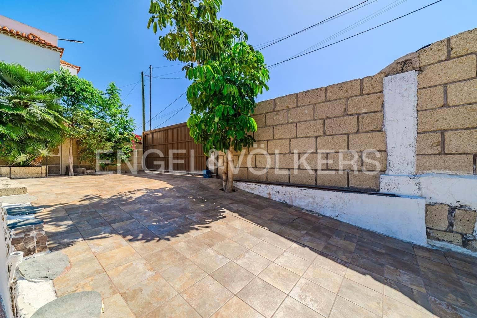 4 sypialnia Willa na sprzedaż w Granadilla de Abona z basenem - 480 000 € (Ref: 9249227)