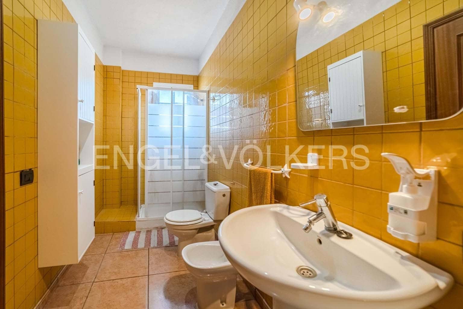 4 sypialnia Willa na sprzedaż w Granadilla de Abona z basenem - 480 000 € (Ref: 9249227)