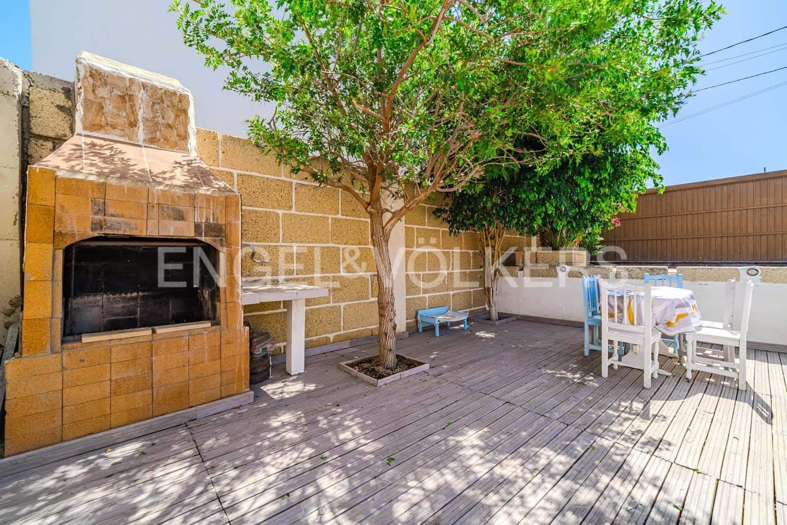 4 sypialnia Willa na sprzedaż w Granadilla de Abona z basenem - 480 000 € (Ref: 9249227)